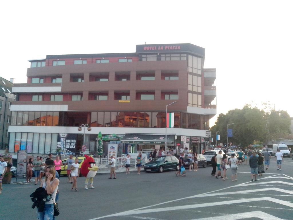 La Piazza Primorsko Rooms & Apartments Exterior photo