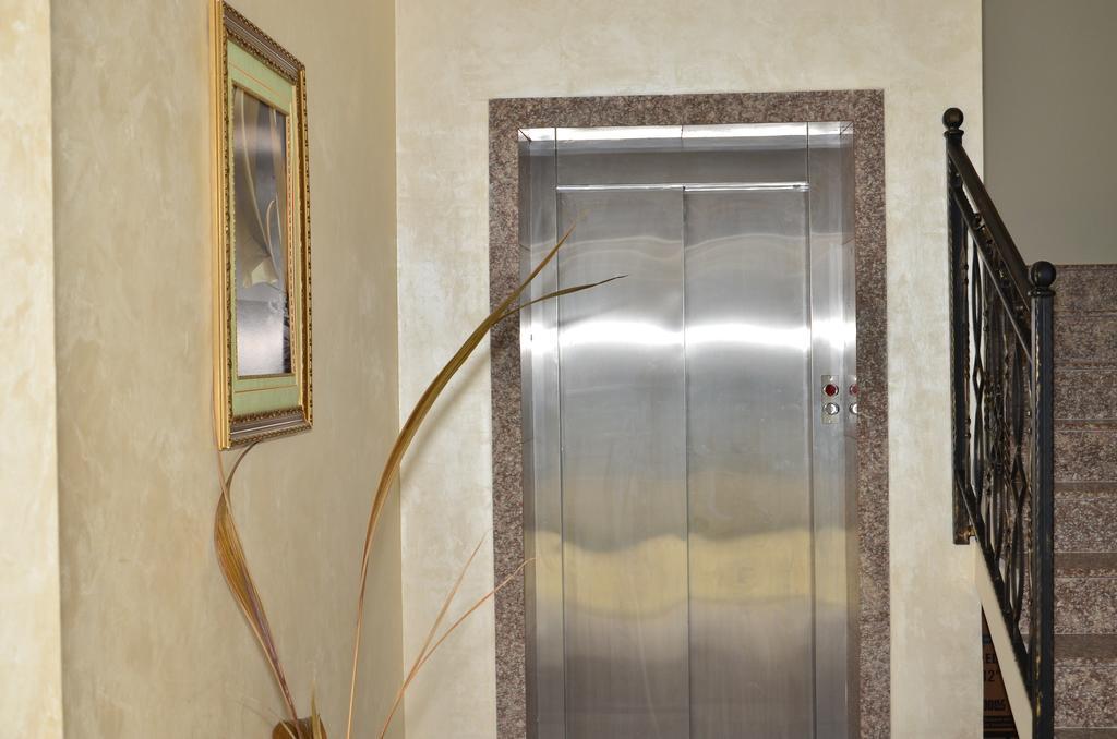 La Piazza Primorsko Rooms & Apartments Exterior photo